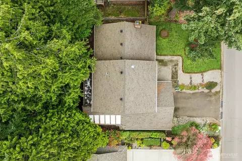 12030 NE 67th St, Kirkland, WA 98033