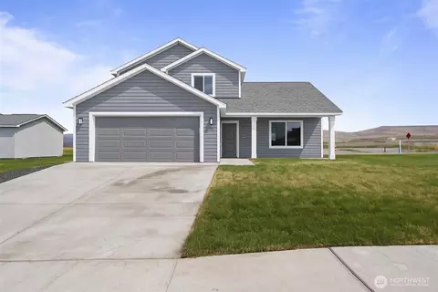901 La Vista Dr, Warden, WA 98857