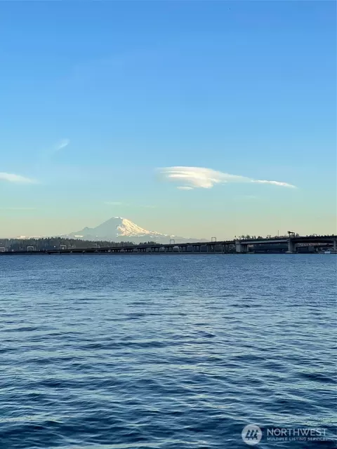 414 Lakeside Ave S #13, Seattle, WA 98144
