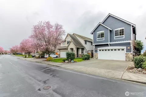 17806 106th St E, Bonney Lake, WA 98391