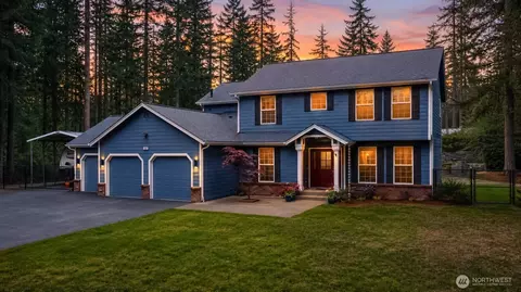 1093 SE St Patrick Ct, Port Orchard, WA 98367