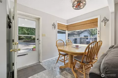 Entry Way - 17209 W Riverside Dr, Bothell, WA 98011 photo 1 of 1