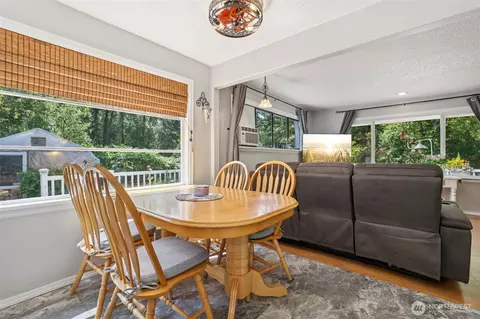 Dining - 17209 W Riverside Dr, Bothell, WA 98011 photo 1 of 1