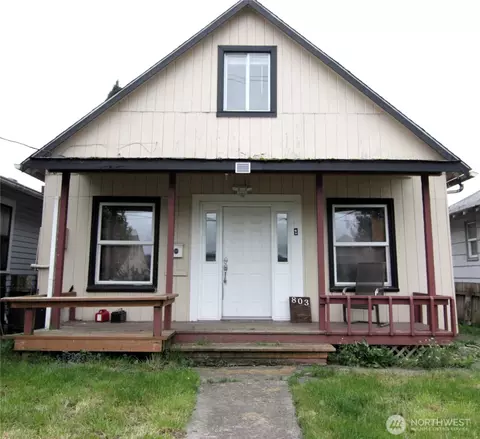 803 S 5th Ave, Kelso, WA 98626