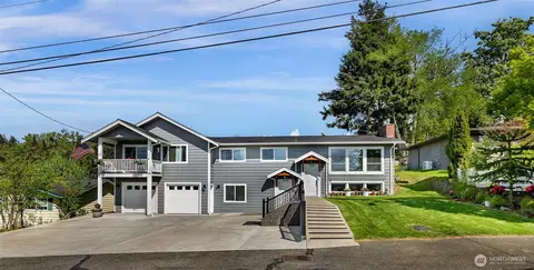 2128 St Clair St, Bellingham, WA 98229