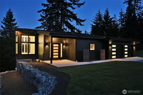 5639 Morningtown Pl, Freeland, WA 98249