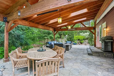 9975 185th Ct NE, Redmond, WA 98052