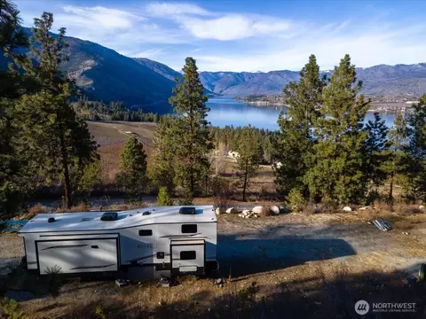 990 Upper Ridge Rd, Chelan, WA 98816 photo 5