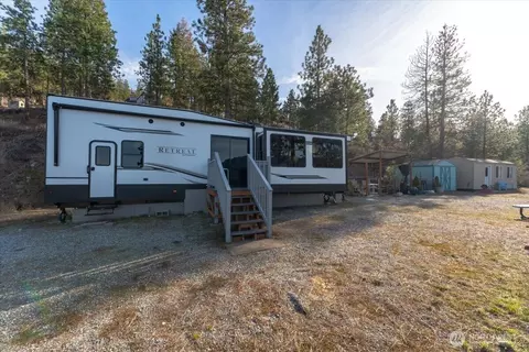 990 Upper Ridge Rd, Chelan, WA 98816 photo 8