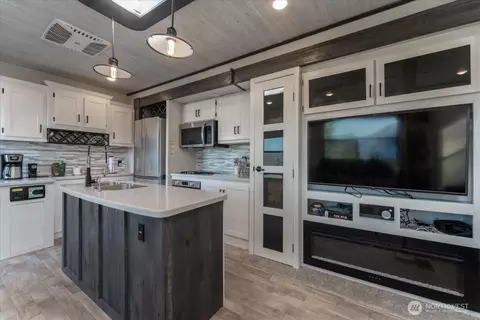 990 Upper Ridge Rd, Chelan, WA 98816 photo 11
