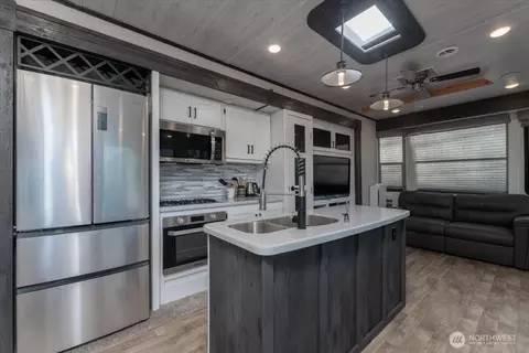 990 Upper Ridge Rd, Chelan, WA 98816 photo 12