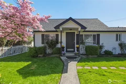 322 Milwaukee Blvd S, Algona, WA 98001