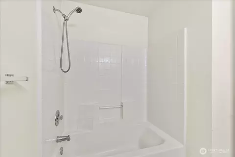 Bath - 18930 Bothell-everett Hwy #B303, Bothell, WA 98012 photo 3 of 3