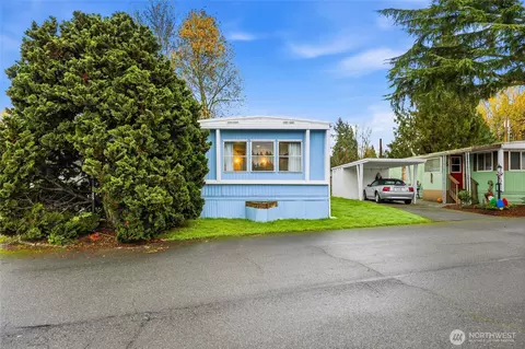 11330 E Riverside Dr #25, Bothell, WA 98011 photo 2