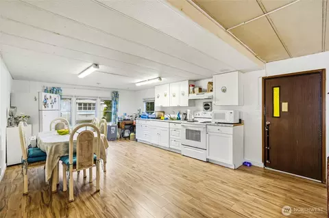 11330 E Riverside Dr #25, Bothell, WA 98011 photo 8