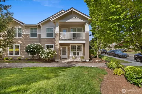 22627 NE Alder Crest Dr #102, Redmond, WA 98053