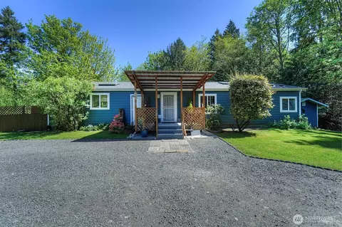 8163 NEaglepoint Ln, Kingston, WA 98346