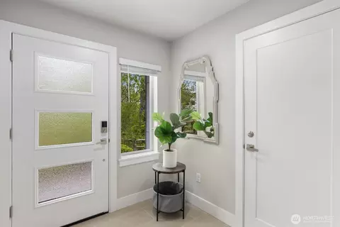 Entry Way - 826 238th Pl SE #F, Bothell, WA 98021 photo 1 of 3
