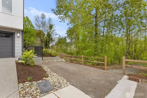 Exterior - 826 238th Pl SE #F, Bothell, WA 98021 photo 11 of 11