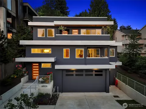 6304 Lakeview Dr, Kirkland, WA 98033