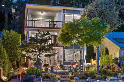 2006 W Lake Sammamish Pkwy NE, Redmond, WA 98052