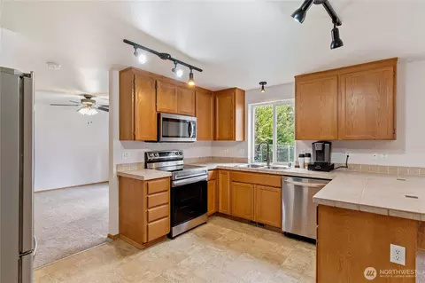 Kitchen - 4916 204th Street Ct E, Spanaway, WA 98387 photo 4 of 4