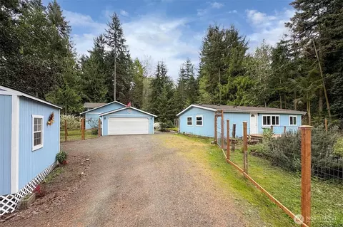 60 Rhododendron Dr, Sequim, WA 98382