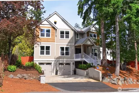 1808 104th Ave SE, Bellevue, WA 98004