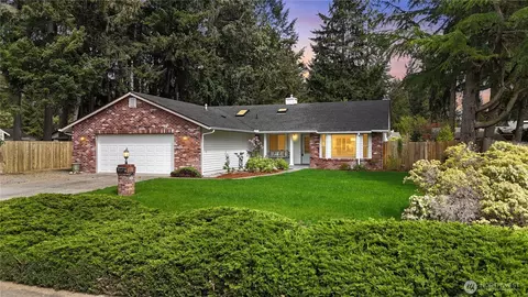 408 Stonewood Dr SE, Olympia, WA 98513