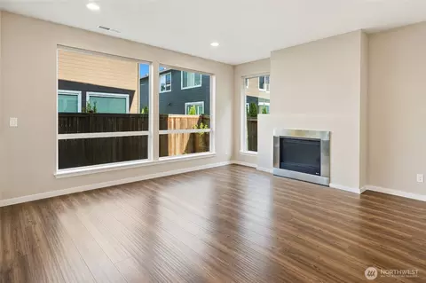 Living - 17227 39th Dr SE, Bothell, WA 98012 photo 2 of 3