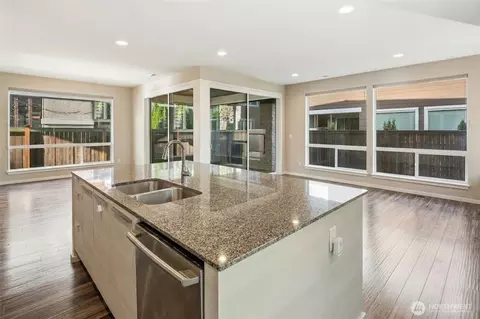 Kitchen - 17227 39th Dr SE, Bothell, WA 98012 photo 1 of 1