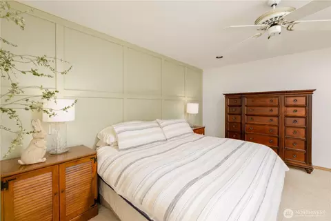 Bedroom - 113 Fairway Pl, Sequim, WA 98382 photo 4 of 4