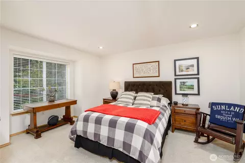 Bedroom - 113 Fairway Pl, Sequim, WA 98382 photo 1 of 4