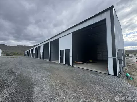 73 E Shop Ave #B18, Chelan, WA 98816