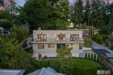 6950 SE Maker St, Mercer Island, WA 98040
