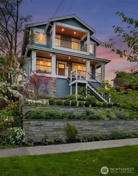 8050 29th Ave NW, Seattle, WA 98117