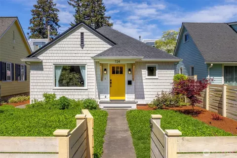 724 Park Dr, Bremerton, WA 98337