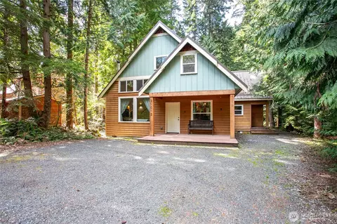 21012 Pinnacle Rd, Glacier, WA 98244