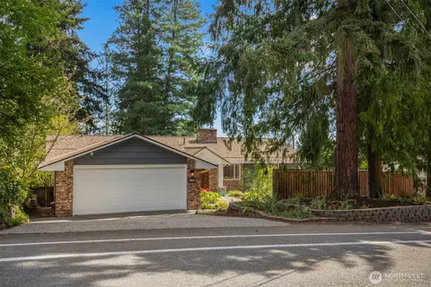 16526 37th Ave NE, Lake Forest Park, WA 98155