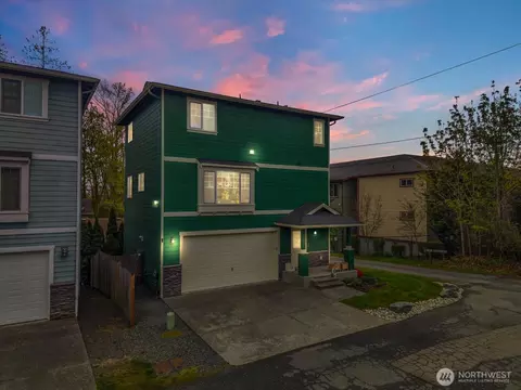 1011 94th Dr NE, Lake Stevens, WA 98258