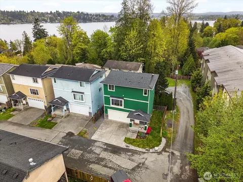 1011 94th Dr NE, Lake Stevens, WA 98258