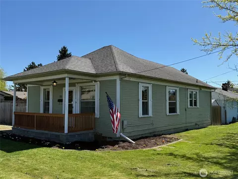 1302 E Broad St, Mount Vernon, WA 98274