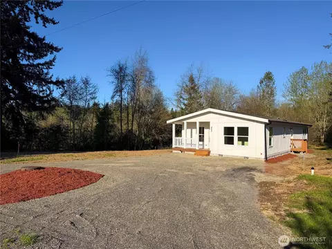 402 A St, Vader, WA 98593