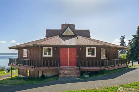 10601 87th Street Ct, Anderson Island, WA 98303