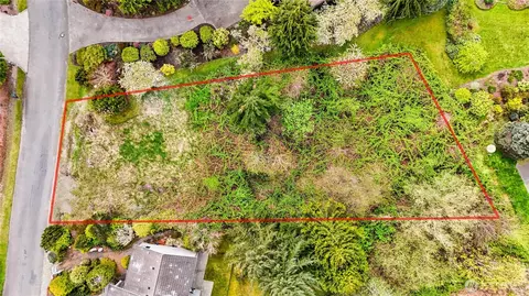 37 Jackson Ln, Port Ludlow, WA 98365