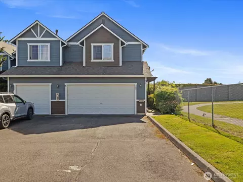 119 91st Ave SE #10D, Lake Stevens, WA 98258