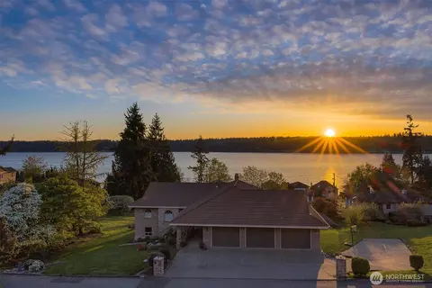 514 205th Ave NE, Sammamish, WA 98074