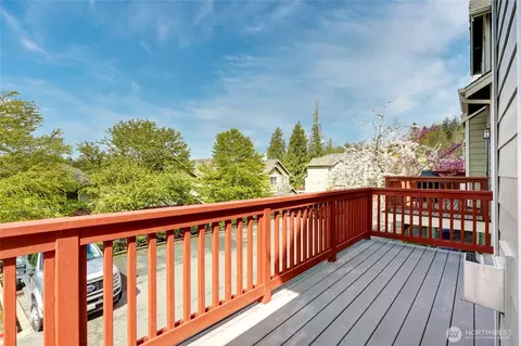 Exterior - 24124 40th Ave SE, Bothell, WA 98021 photo 2 of 2