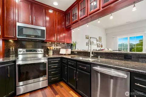 Kitchen - 24124 40th Ave SE, Bothell, WA 98021 photo 1 of 1