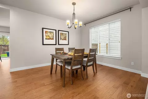 Dining - 18921 10th Dr SE, Bothell, WA 98012 photo 3 of 4